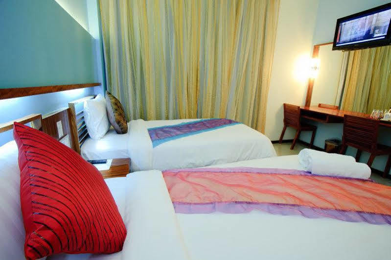 Much-Che Manta Boutique Hotel 乌隆他尼 外观 照片